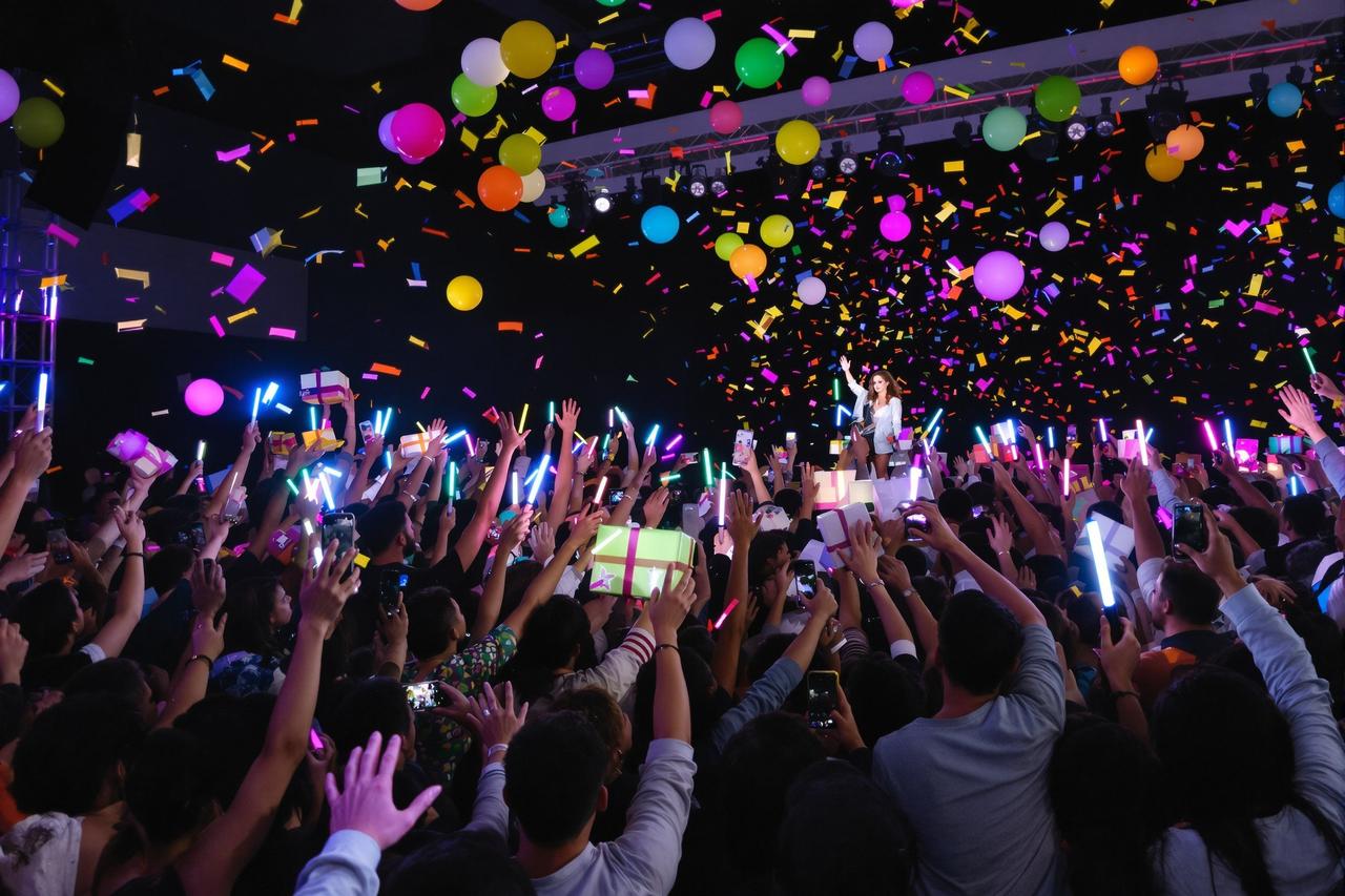 娱乐吃瓜配音怎么玩成表情包帝国的萌萌现象与反差